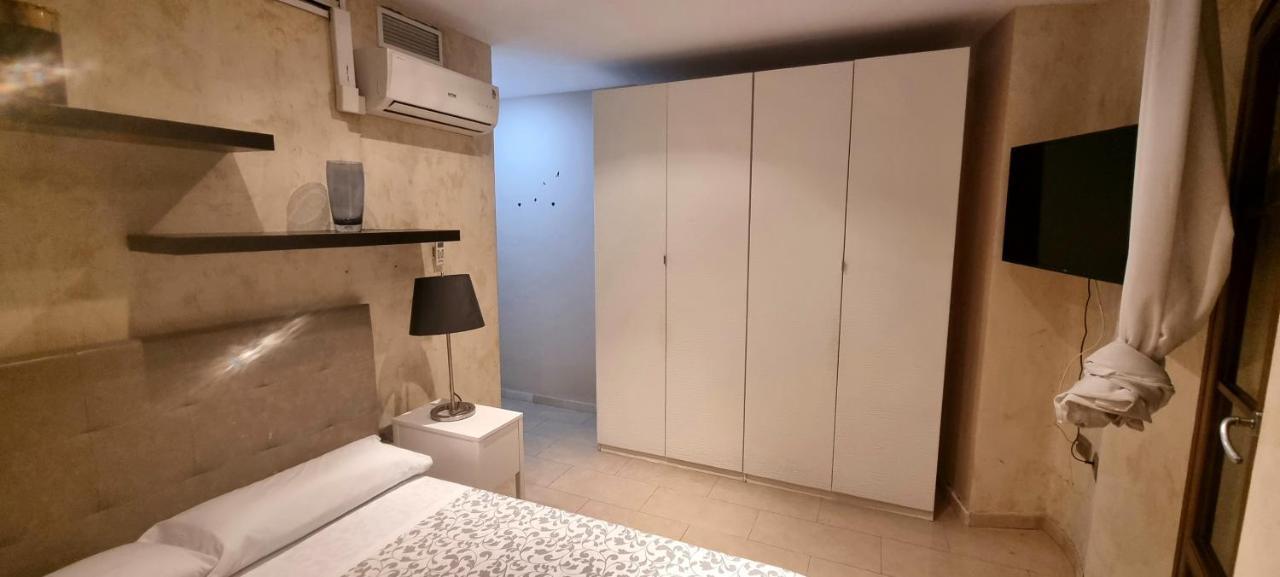 Apartamentos Salamanca มาลากา ภายนอก รูปภาพ