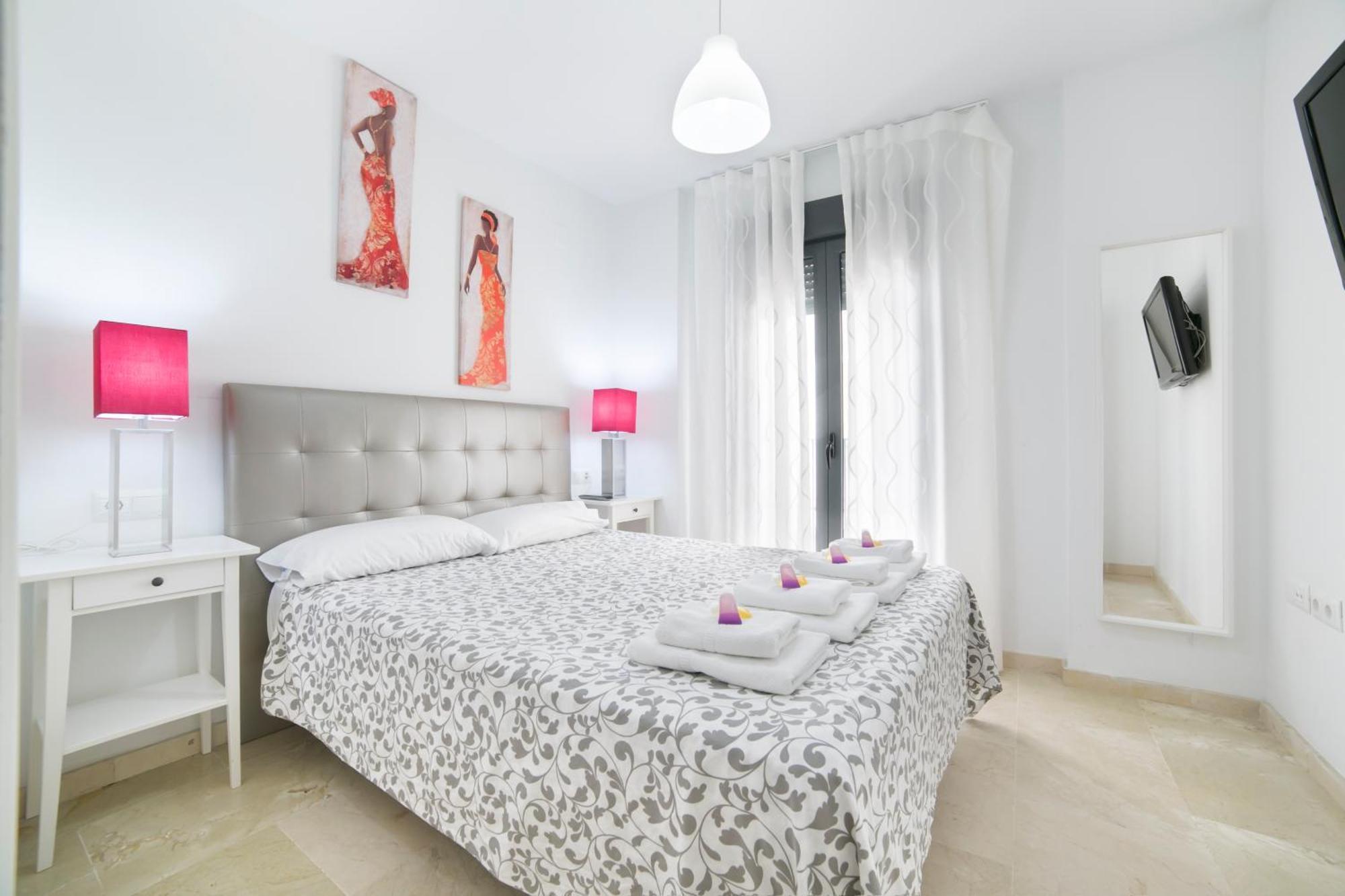 Apartamentos Salamanca มาลากา ห้อง รูปภาพ