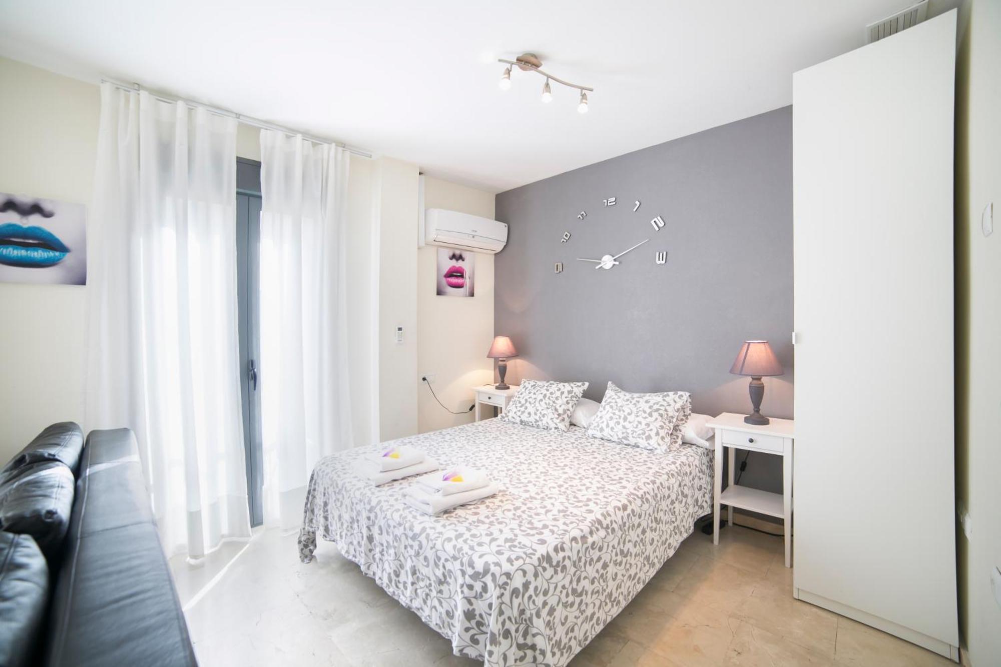 Apartamentos Salamanca มาลากา ห้อง รูปภาพ