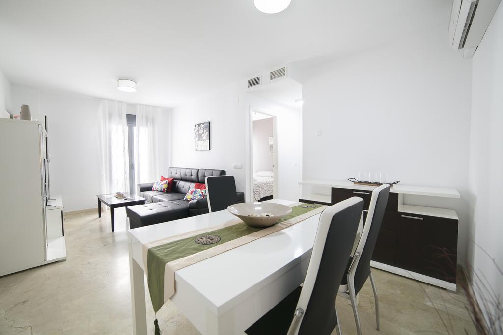 Apartamentos Salamanca มาลากา ภายนอก รูปภาพ